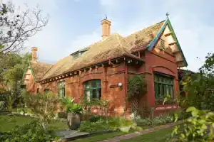 Отель «Buxton Manor», Аделаида