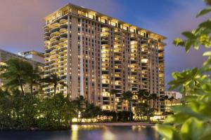 Hilton Grand Vacations Club at Hilton Hawaiian Village, Гонолулу