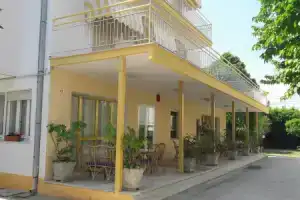 Hotel «Perugini», Римини