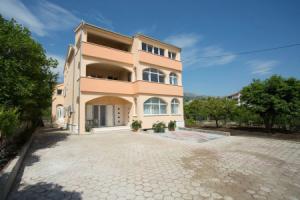 Apartments Kampanel, Kaštel Kambelovac