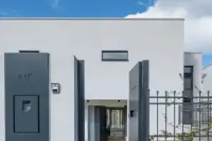 Hotel «Brown Beach House & Spa», Трогир