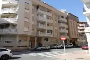 Apartment only 250m from the beach Los Locos, Торревьеха