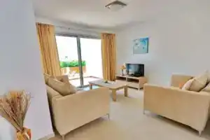 Villa Nasia, Пейя