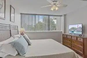 Hawk's Sea Nest 2 Bedroom Condo by RedAwning, Сиеста-Ки