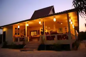 Отель «Buffalo Bay Vacation Club», Кох Пхаям
