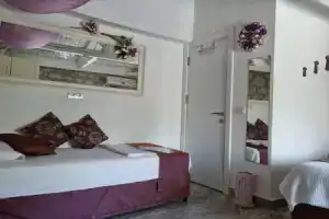 Мини-отель «Usta x Çırak Butik Otel», Измир