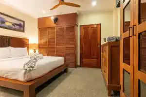Kata Noi Beach 2br Seaview Condo, Ката