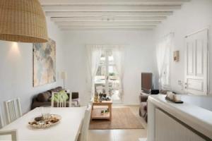 Modern Cycladic Style Villa Xara, Орнос
