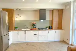 Sun City Apartments 18 (Сан Сити Апартментс 18) на бульваре Олимпийский 4, Светлогорск