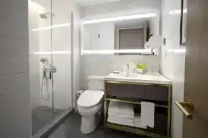 Отель «Hilton Club The Central at 5th New York», Нью-Йорк