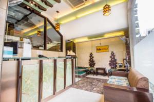Hotel «Sunstar Heights», Дели