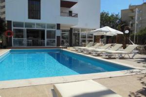 Ibiza EsCanto, Платжа ден Босса