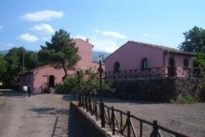 Agriturismo Borgo San Nicolao, Рандаццо