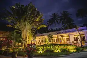 Phuong Nhung Hotel, Нячанг