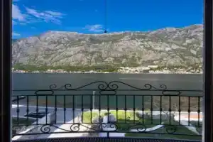 Palazzo Banicevic Luxury Rooms, Котор