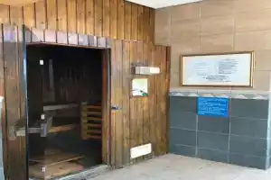 The Windsor Hotel, Слима