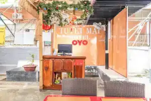 OYO 381 Tuyet Mai Hotel, Нячанг