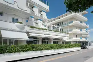 Hotel «San Marco», Каттолика