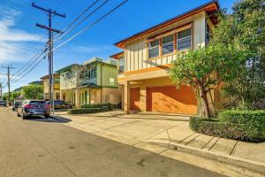 1 Mi to Beach! San Clemente Gem w/ Rooftop Patios, Сан-Клемент