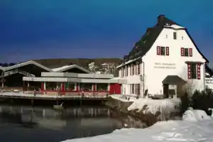 Malteser Komturei Hotel / Restaurant, Бергиш-Гладбах