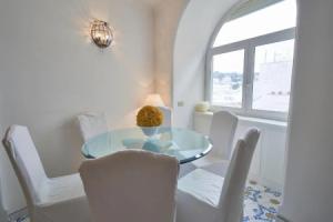 ABATE LUXURY APARTMENT By CapriRooms, Капри