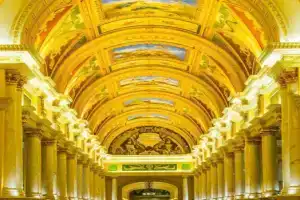 Guangzhou Phoenix City Hotel, Дунгуань