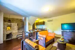 Holiday house Marija - with pool: Duboka, Riviera Dubrovnik, Komarna
