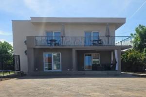 Villa Magnolia Pirovac, Pirovac
