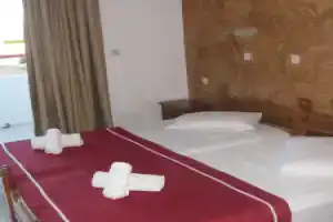 Stenna Apartments, Кефалос
