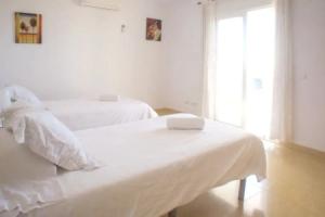 Villa with 3 Bedrooms in Torrox, with Wonderful Sea View, Private Pool, Terrace - 1 Km From the Beach, Торрокс