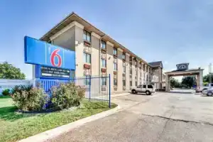 Motel «6 Dallas - Fair Park», Даллас