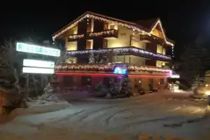 Pier Hotel, Андало