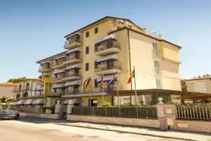Hotel «Fortunella», Лидо-ди-Камайоре