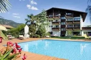 Aktivhotel Pöder, Лана