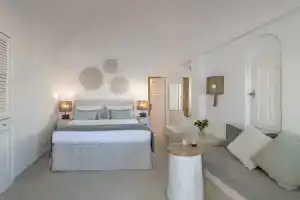 Апарт-отель «Aqua Luxury Suites Santorini», Имеровигли