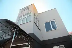 Small Hotel, Бишкек