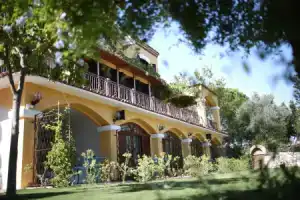 Villa Taraça Alaçatı Romantik Otel, Алачати