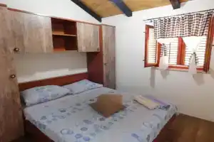 Excellent  Bungalow, Привлака