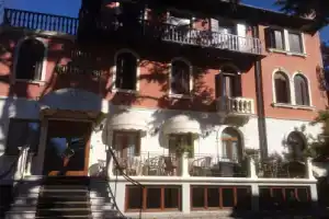 Hotel «Villa Cipro», Лидо