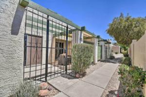 3 Mi to Mill Ave: Central Condo w/ Patio in Tempe, Темпе