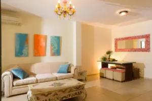 Anemos Luxury Villas, Элунда