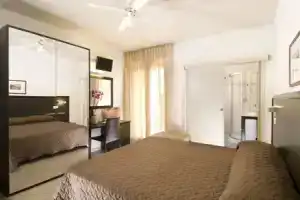 Hotel «Lido», Габичче-Маре