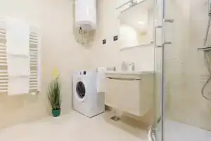 TESLA Residence Subotica, Суботица