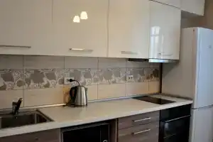 Kvartira Posutochno - Gostiniy Dvor - 1, Барнаул