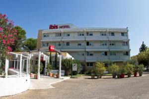 Отель «ibis Nîmes Ouest - A9», Ним