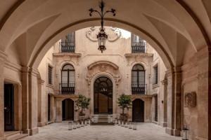 Вилла «Palazzo Bozzi Corso by La Fiermontina», Лечче