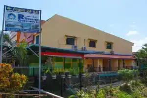 Мини-отель «Vaccinated Staff -OYO 75304 Riverside Guesthouse», Као Лак