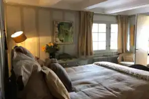 Good4Yew BnB, Цюрих