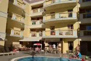 Michalis Apartments, Херсониссос