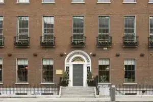 Iveagh Garden Hotel, Дублин